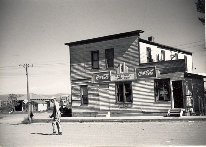 Tavis Cafe 1950's